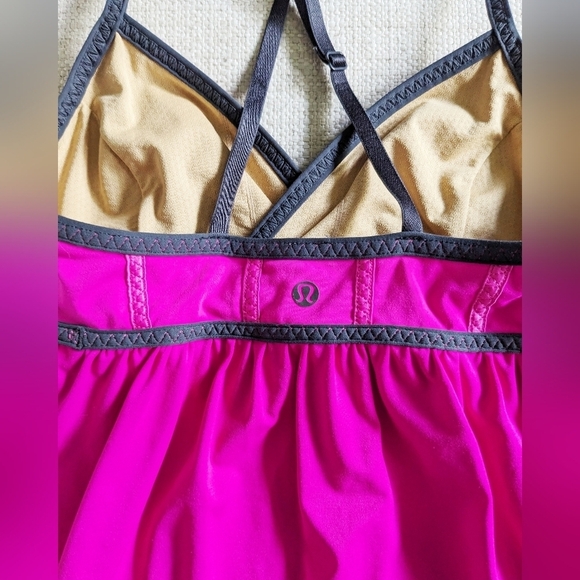 Lululemon Rehearsal Dance Tank hot pink Luxtreme size 2 - Picture 6 of 7